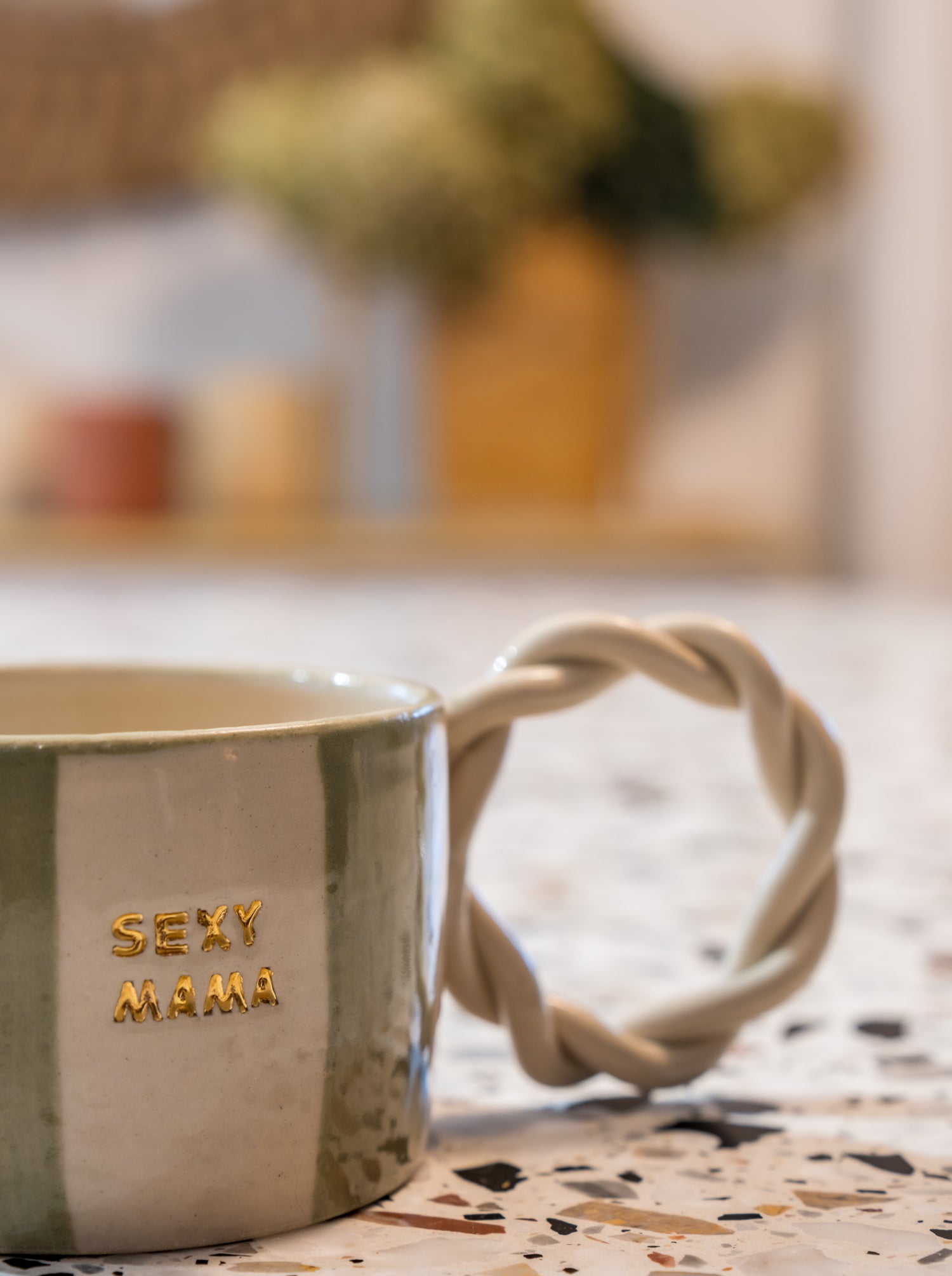 MUG SEXY MAMA rayée vert sauge  ( Edition limitée )