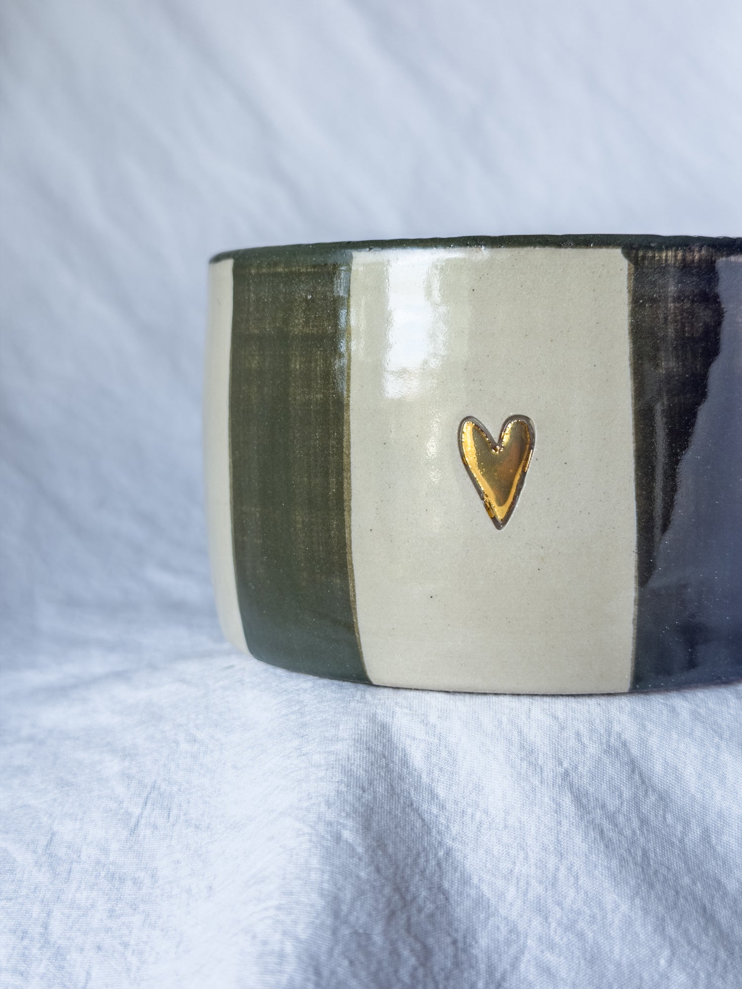 MUG « cœur doré» rayée vert forêt