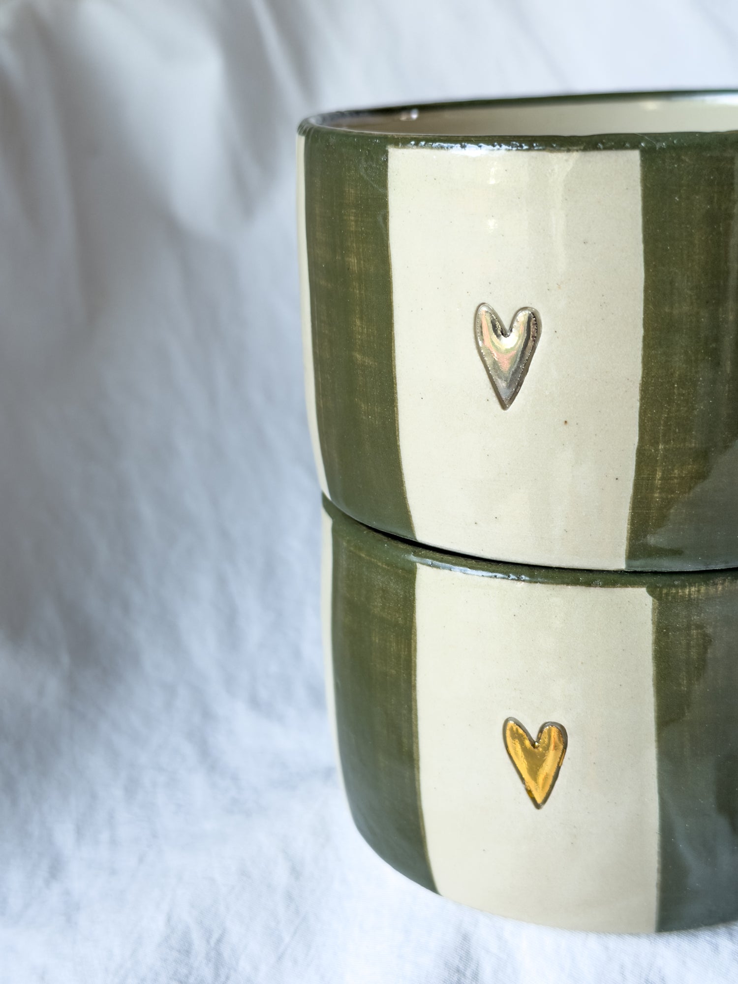 MUG « cœur doré» rayée vert forêt