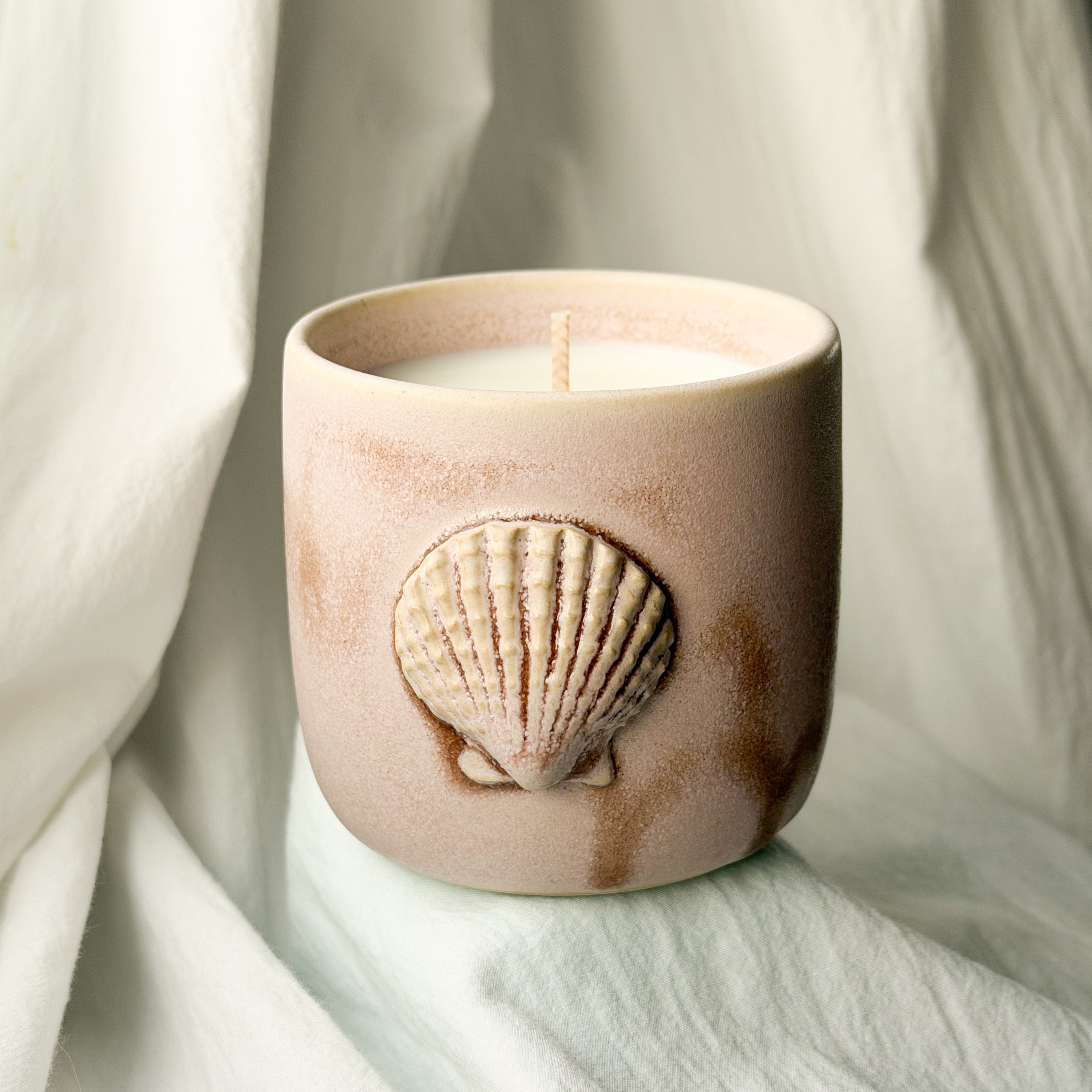 Bougie « coquillage » senteur bois de oud