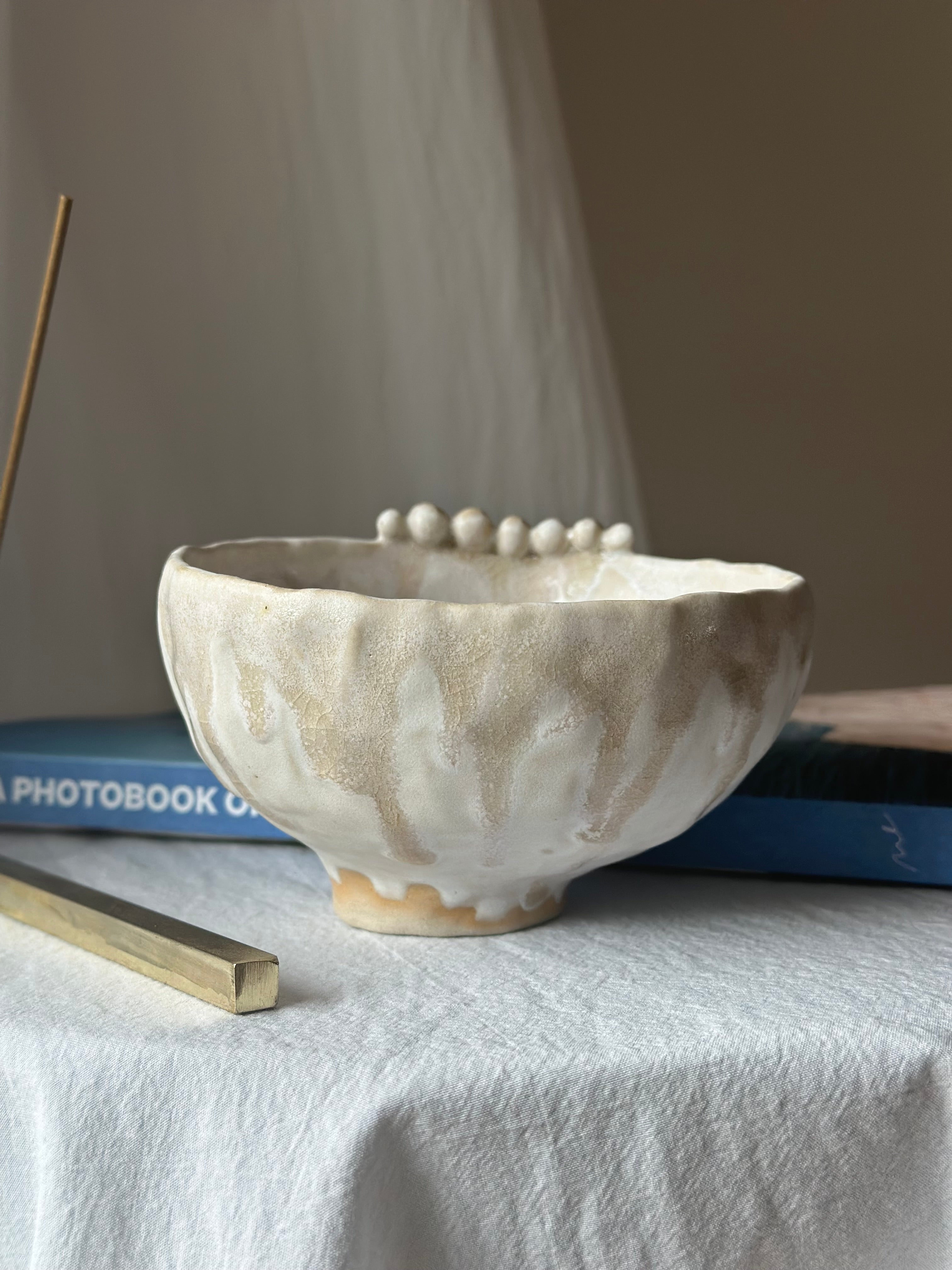Bol pincé unique « Perle » / émail cendres de 🪵