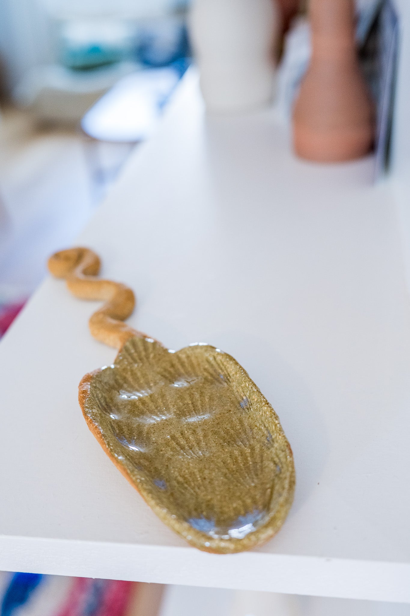 “Shell” spoon rest