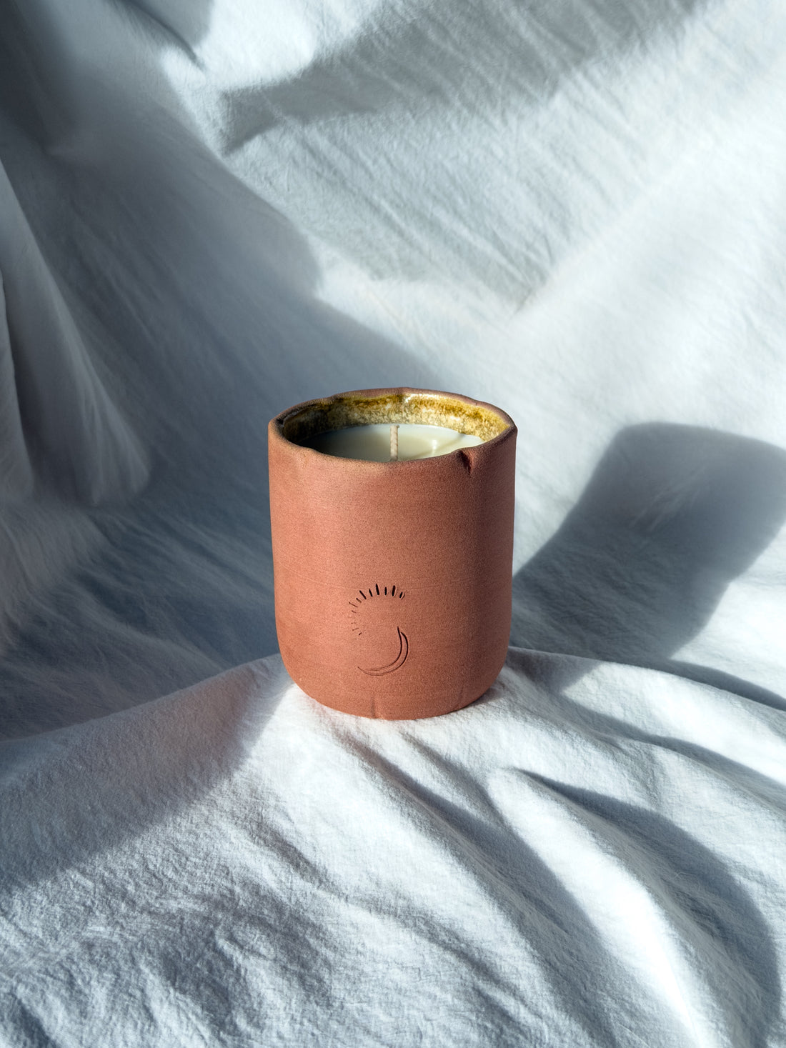 Bougie « salutation À la 🌓 et au 🌞 » Ambre orientale