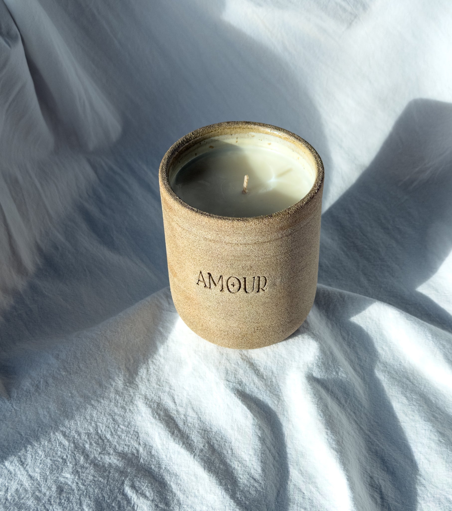 Bougie « AMOUR » rocher praliné