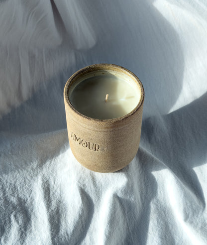 Bougie « AMOUR » rocher praliné