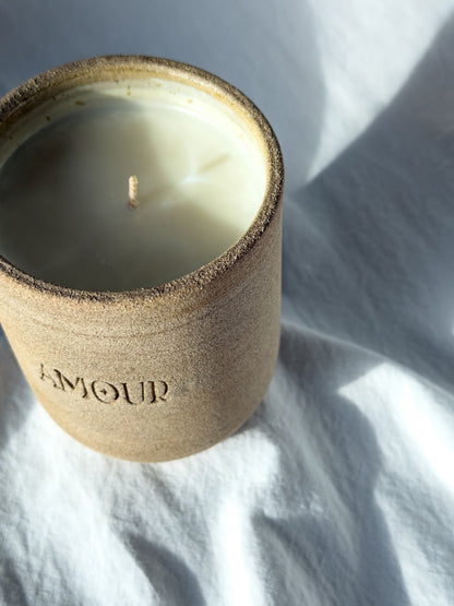 Bougie « AMOUR » rocher praliné