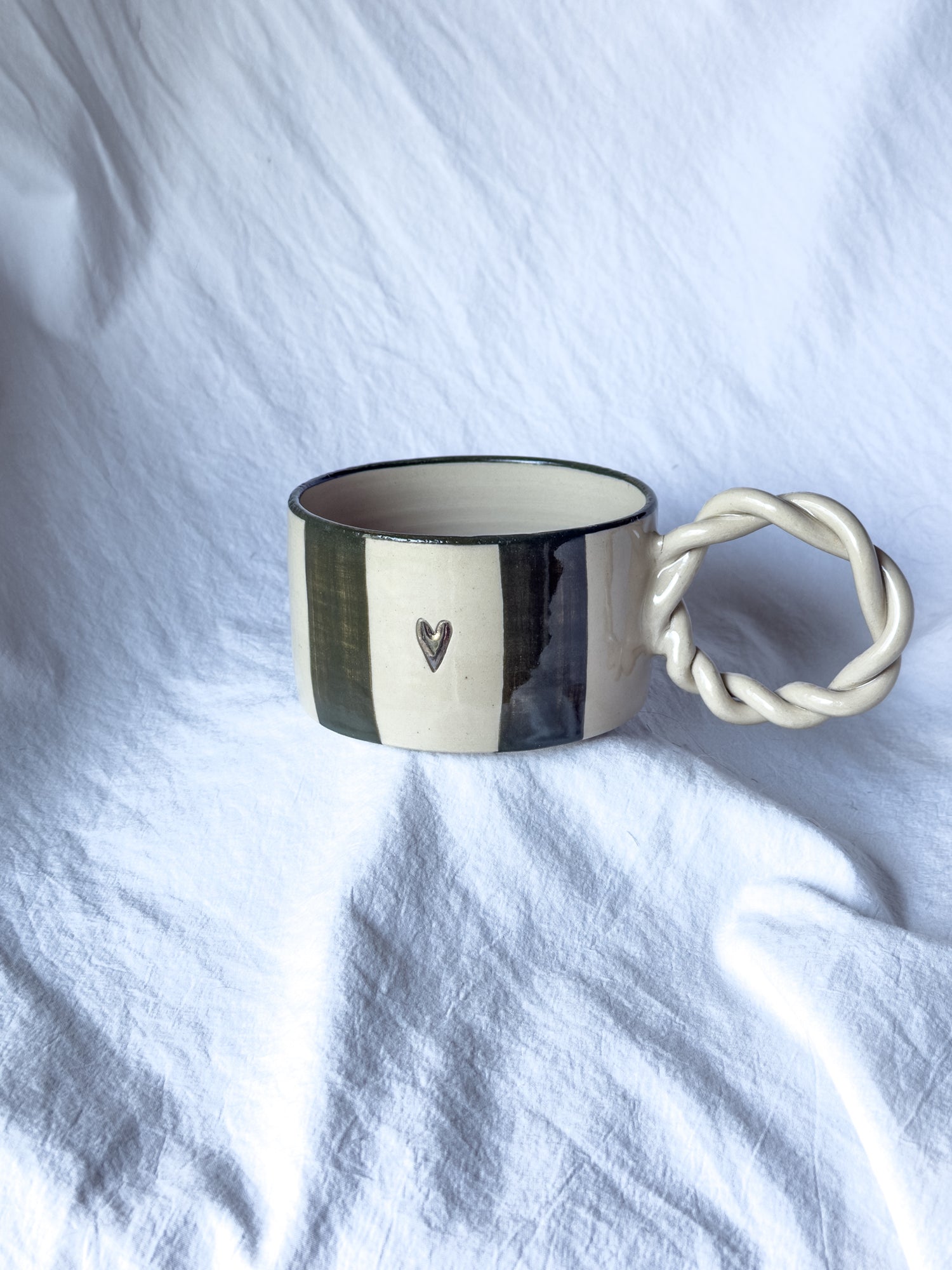 MUG « cœur argent » rayée vert forêt