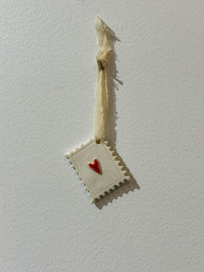 Médaillon timbre ou enveloppe ❤️en porcelaine